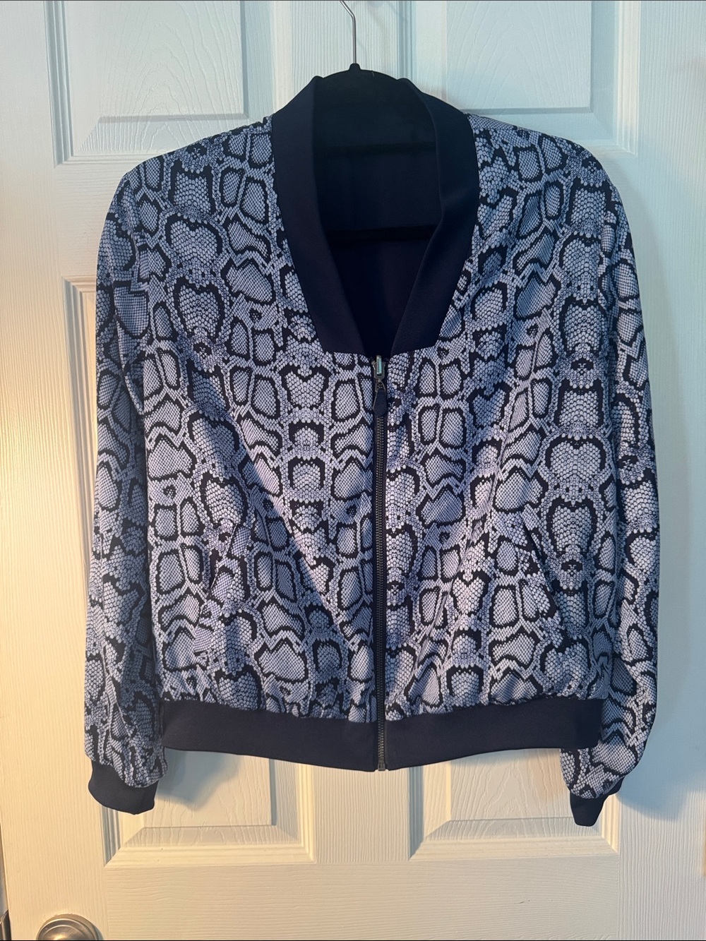 Stella & Dot Black and Navy Snake-Print Reversible Bomber Jacket - Womens Med